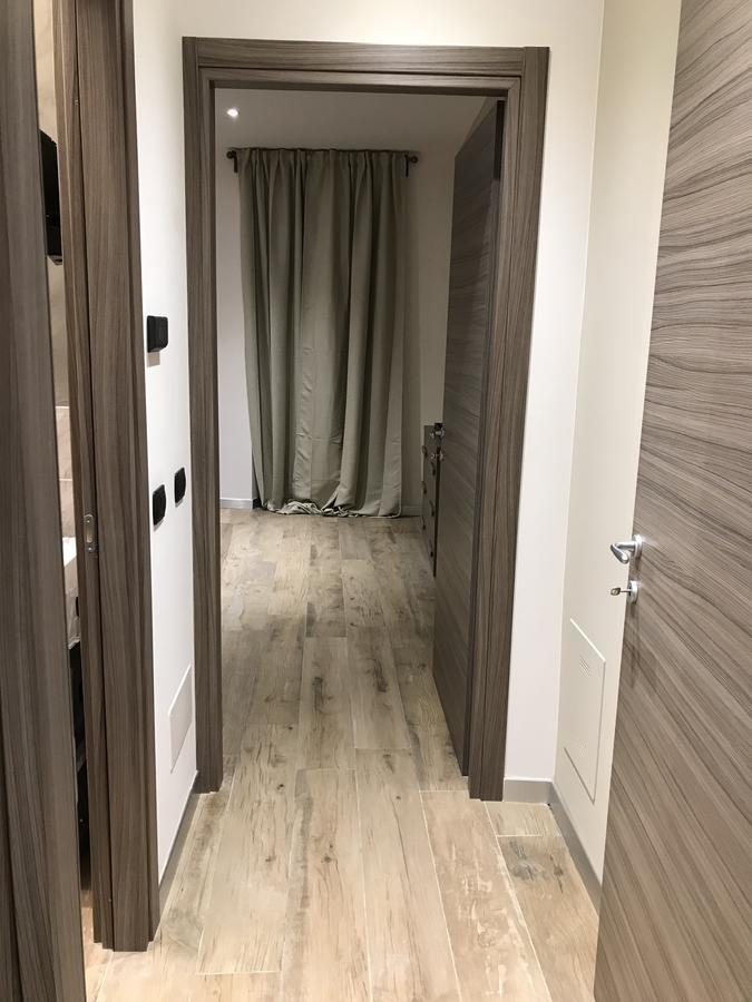 Sforza Apartment Near Duomo มิลาน ภายนอก รูปภาพ