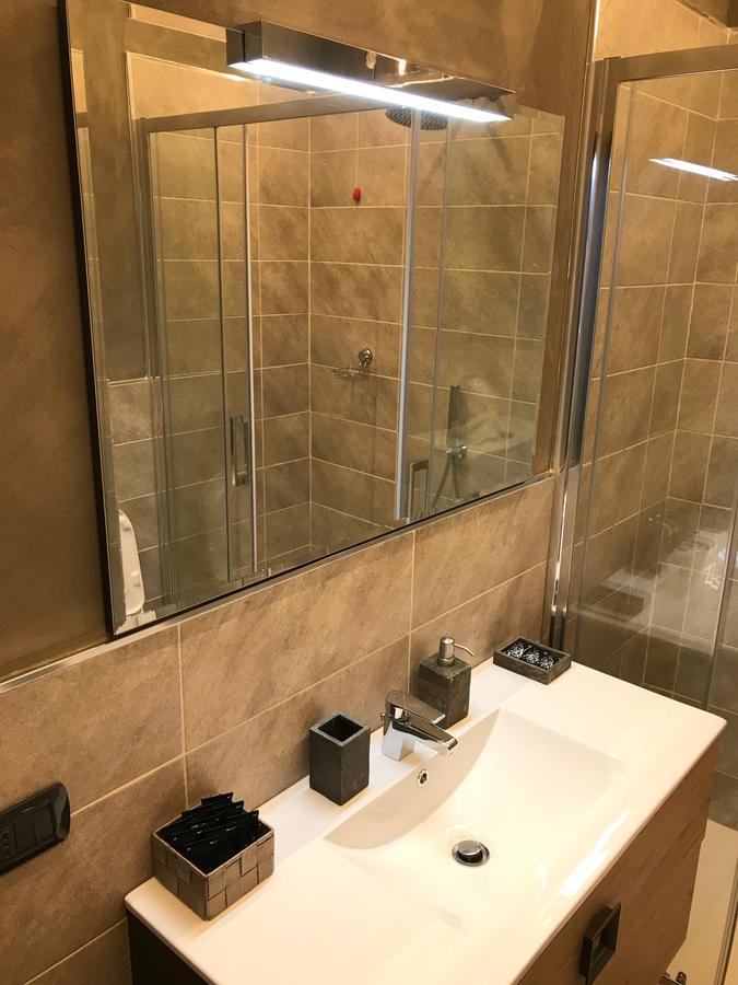 Sforza Apartment Near Duomo มิลาน ห้อง รูปภาพ