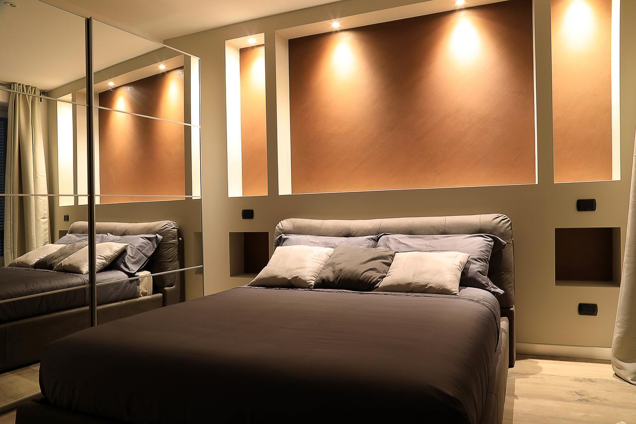 Sforza Apartment Near Duomo มิลาน ภายนอก รูปภาพ