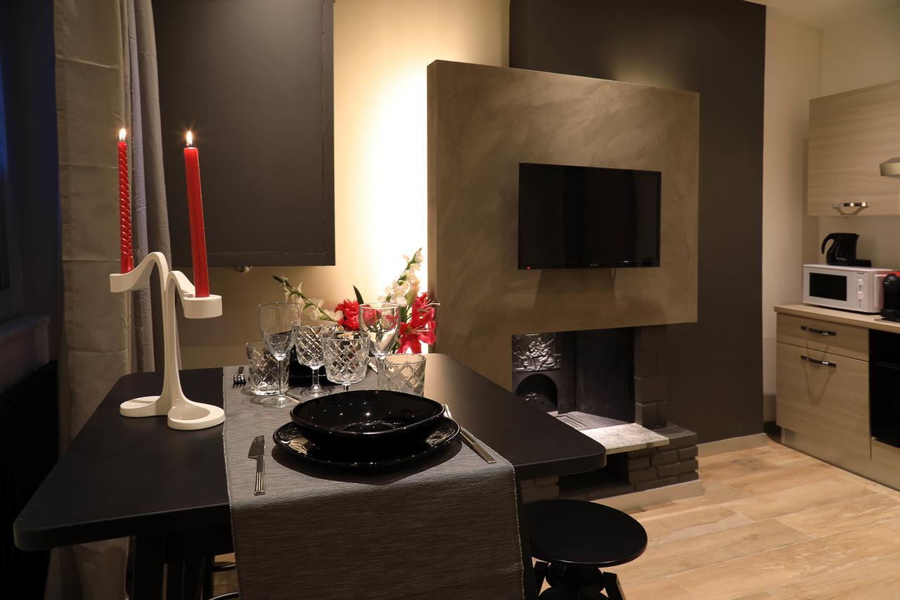 Sforza Apartment Near Duomo มิลาน ภายนอก รูปภาพ